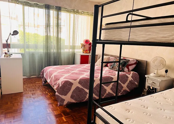 Apartamento Grand Avec Balcon Et Parking Gratuit Sur Place *